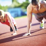 " Sportler beim Handlauf-Training